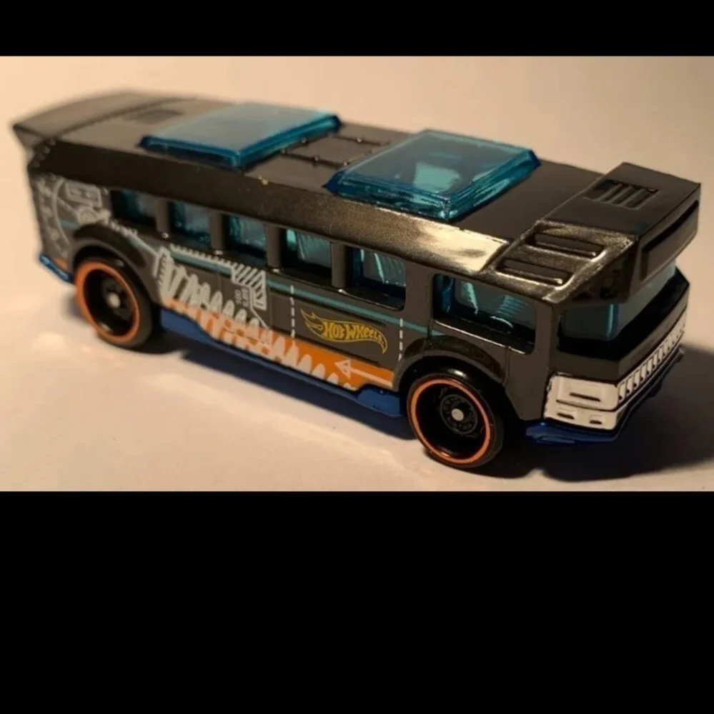 HOT WHEELS 50th ANNIVERSARY DESIGN LAB DEBUT SERIES DIECAST CARS SET 2018 NWT SO